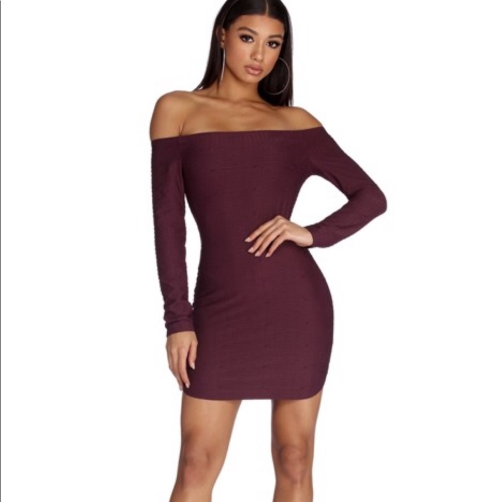 “Feelin knit” long sleeve off the shoulder dress